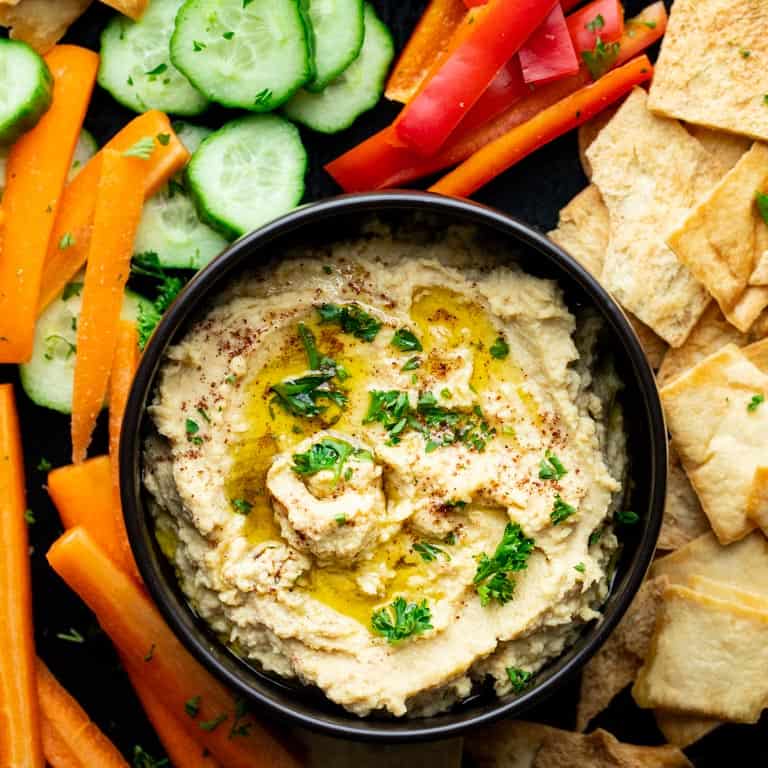 Garlic Hummus (JAMIE)